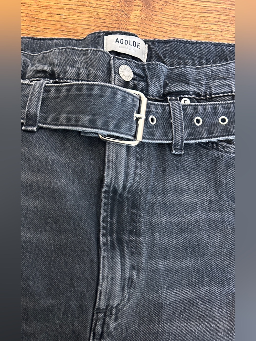 AGOLDE “REWORKED 90’s STRAIGHT” IN COLOR PAVE - Picture 4 of 7